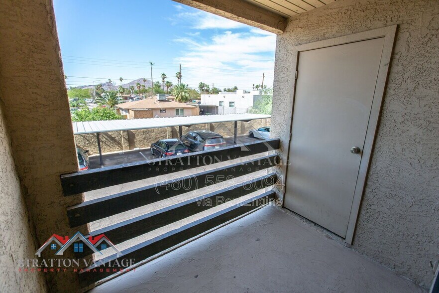 Building Photo - 1241 N 48th St