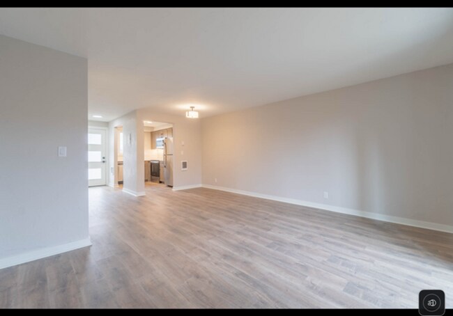 Building Photo - 118 S 53rd St