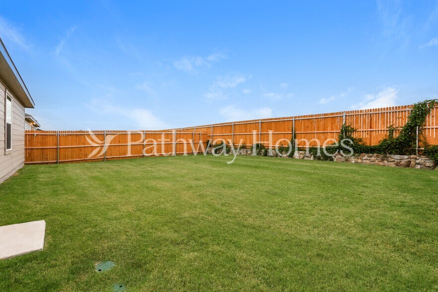 Building Photo - 1533 Lanner Mdws Ln