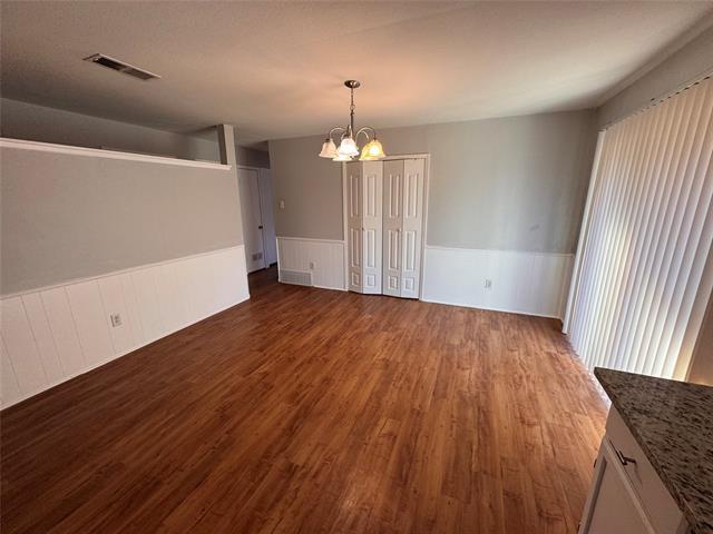 Building Photo - 1239 Hidden Valley Dr