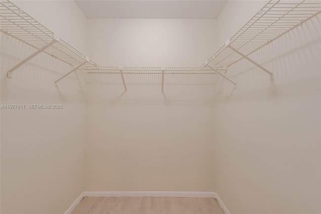 Building Photo - 17021 N Bay Rd