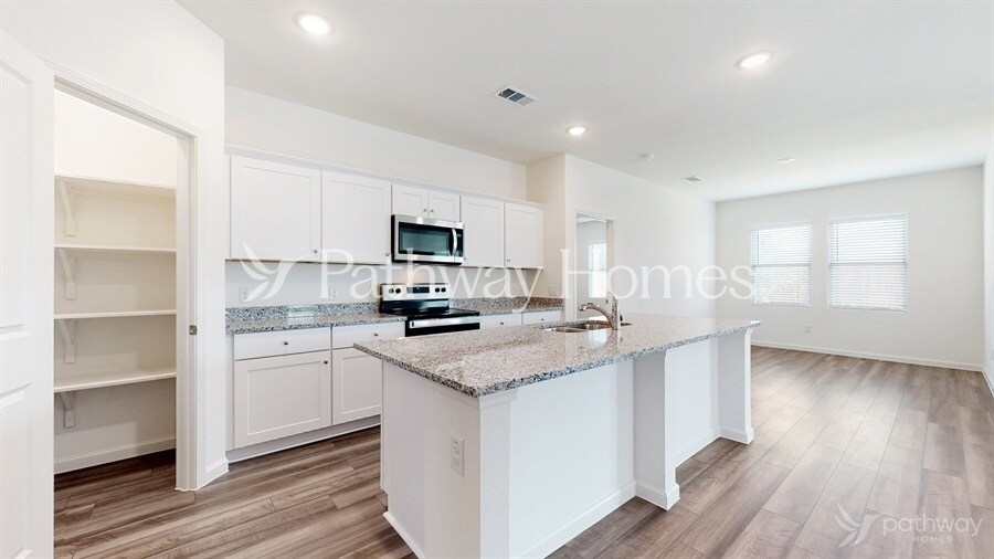 Building Photo - 1408 Ancer Wy