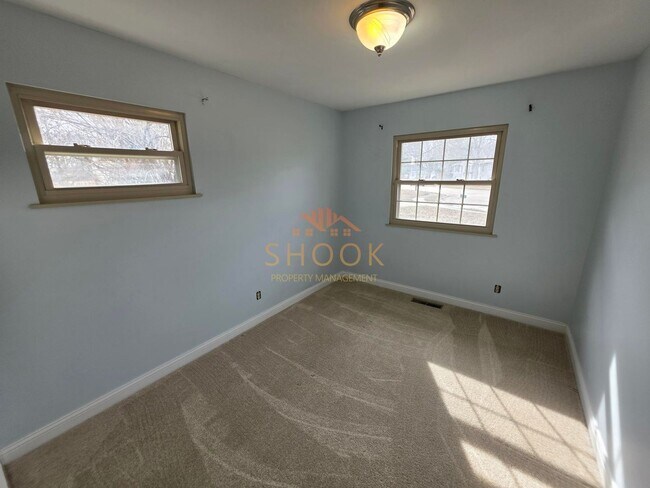 Building Photo - COZY 3BR/1.5BA HOME ON CUL-DE-SAC