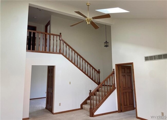 Building Photo - 20 Southwick Dr