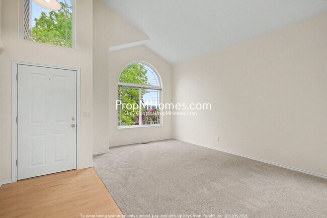 Building Photo - Bull Mountain Three Bedroom Home!