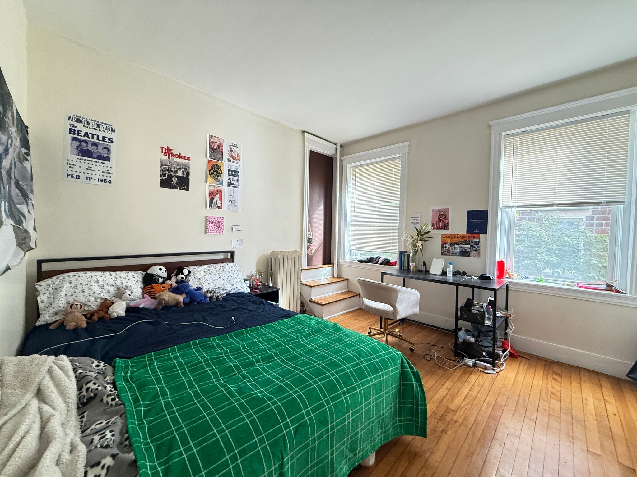 Building Photo - 318 Saint Paul St