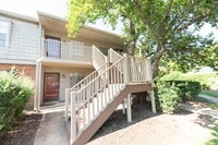 Building Photo - 3812 Country Club Rd