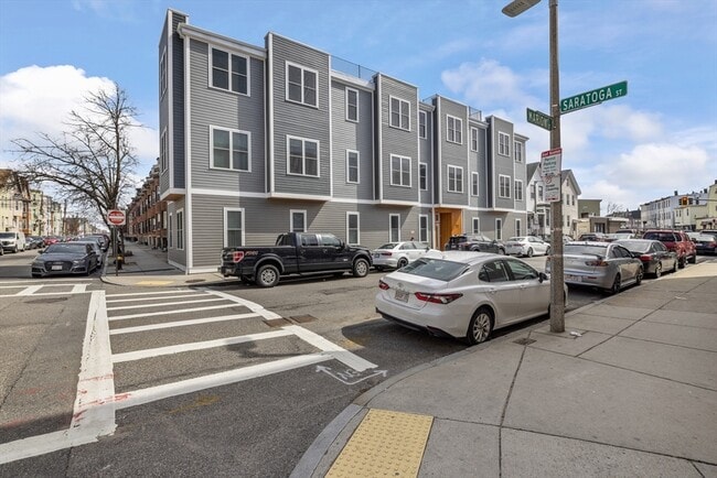 Building Photo - 152 Marion St