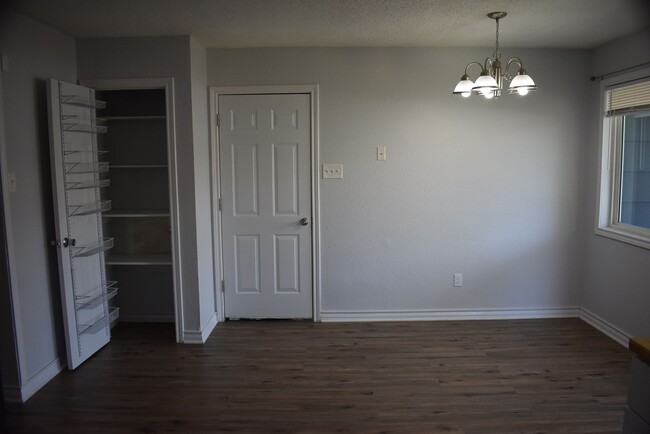 Building Photo - 4 Bd / 2 Bath in Killeen! Convenient to Fort Cavazos!