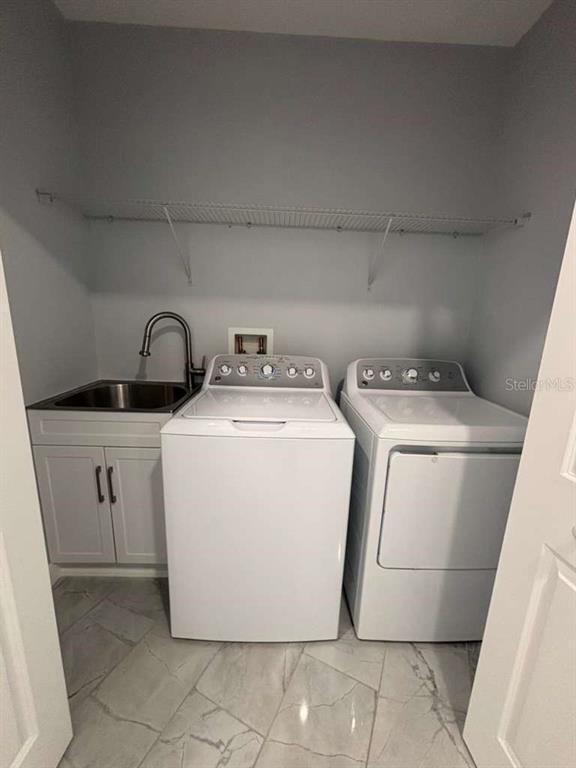 Building Photo - 1174 Haines Dr