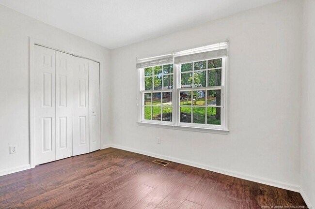 Building Photo - 4572 Westfield Rd