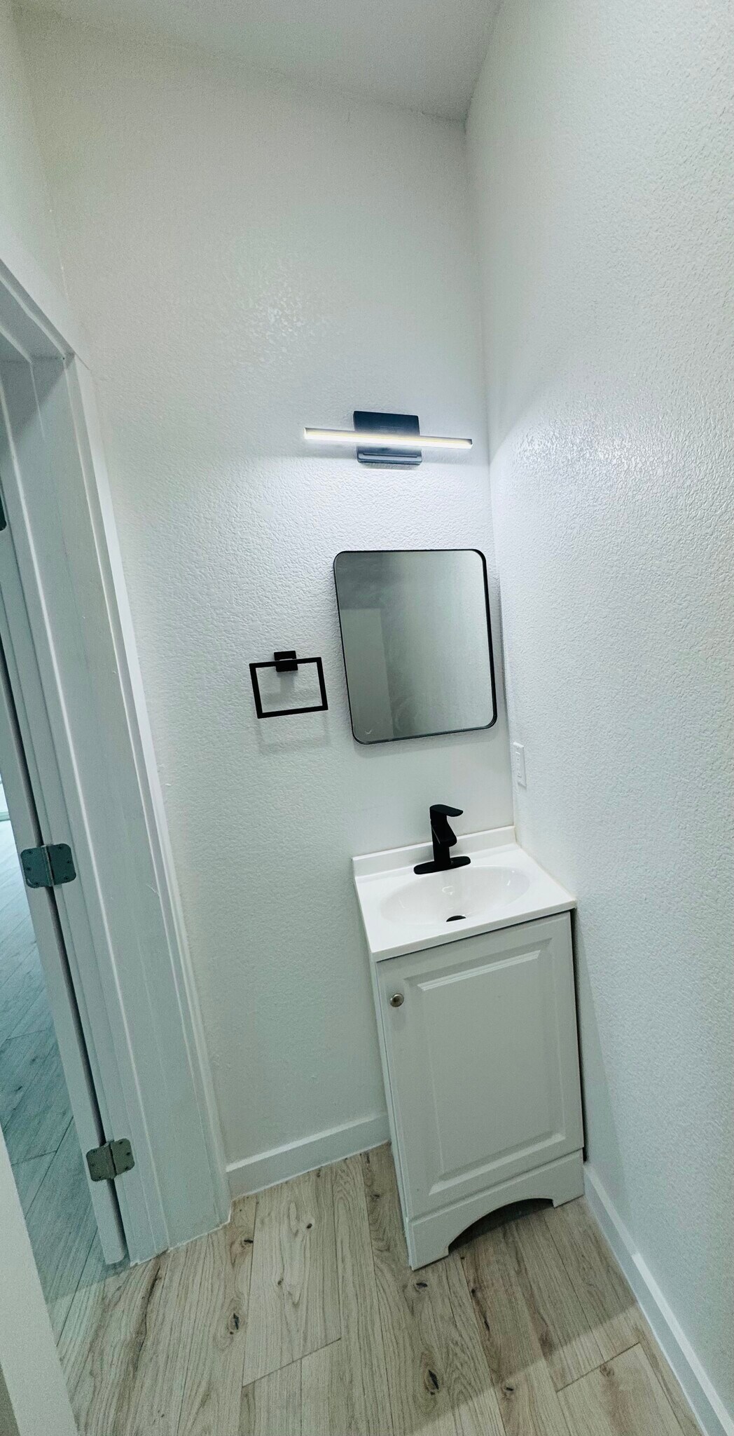 Building Photo - 387 Old Lockhart Rd