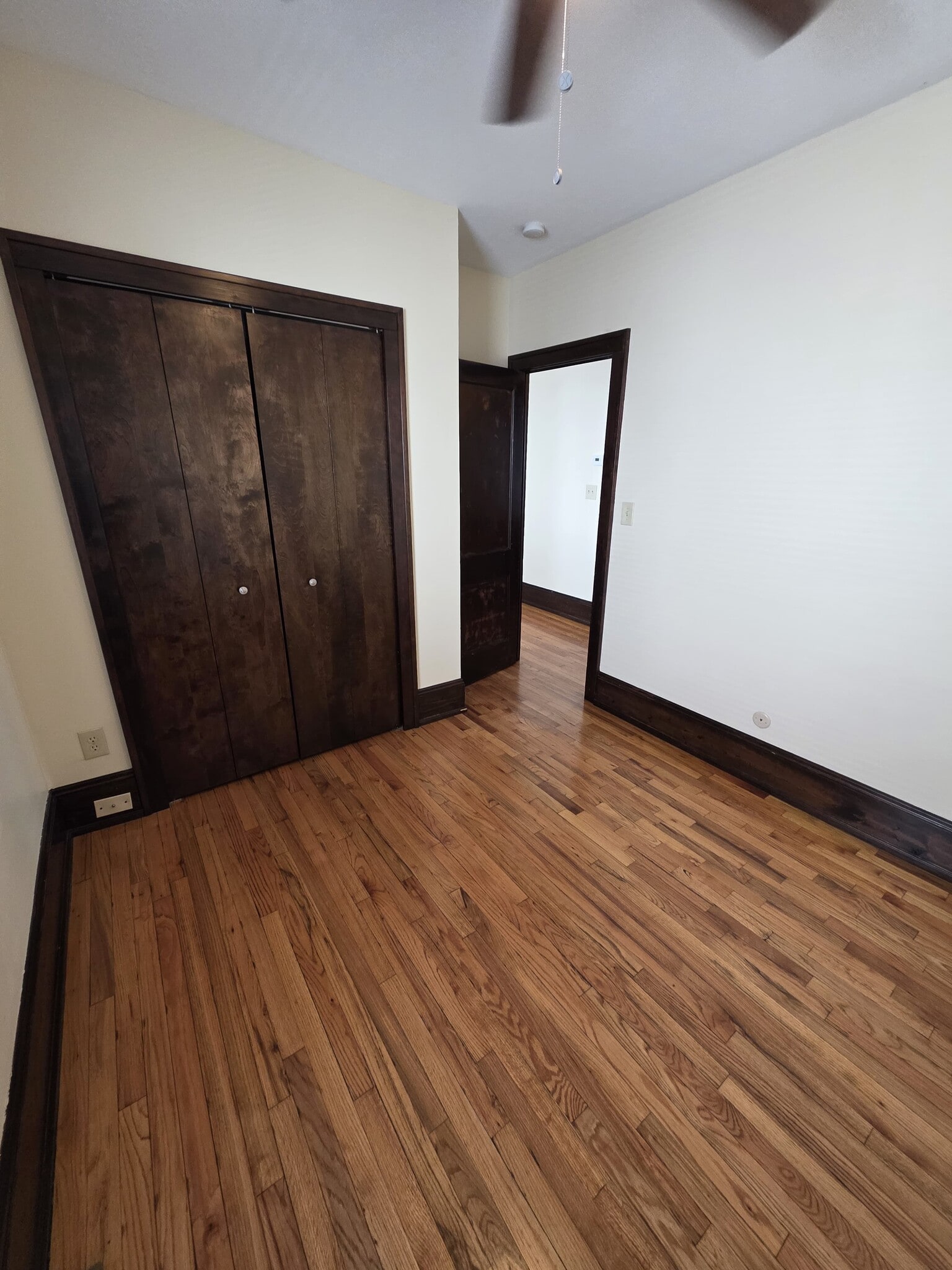 Building Photo - 1745 W 31st Pl