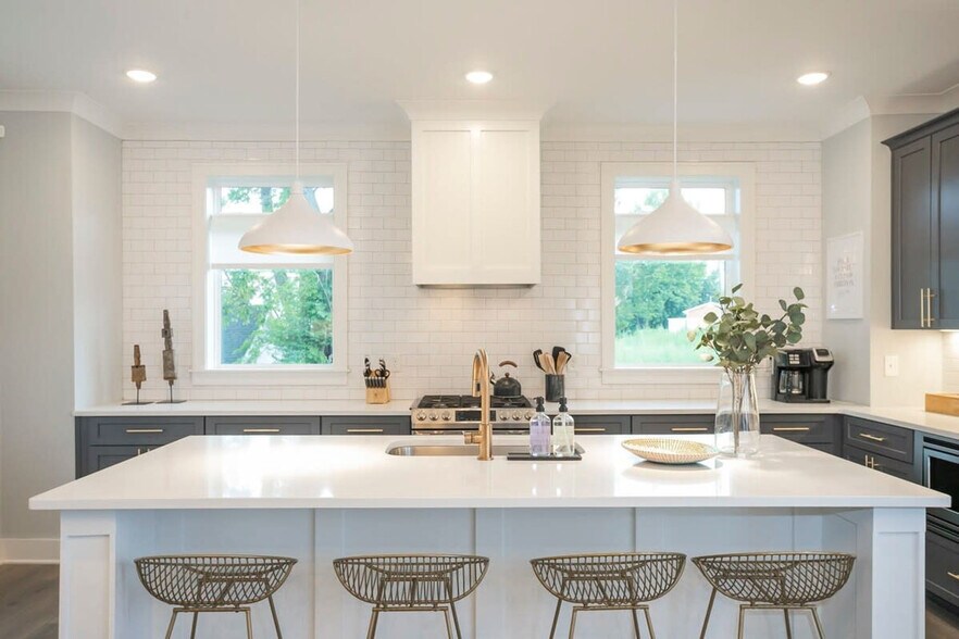 Building Photo - 111 N 9th St