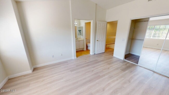 Building Photo - 4862 Martona Dr