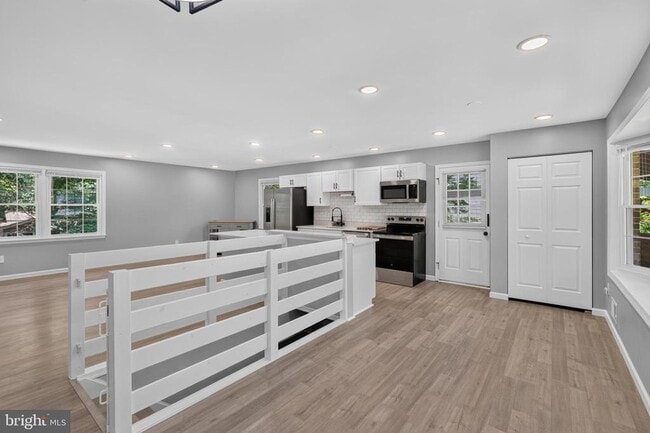 Building Photo - 4752 Carterwood Dr