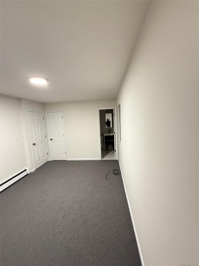 Building Photo - 147-20 226th St