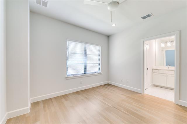 Building Photo - 4338 Emerson Ave