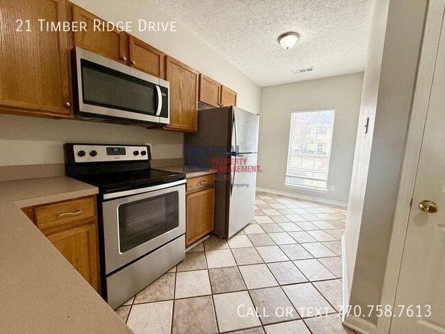 Building Photo - 21 Timber Ridge Dr