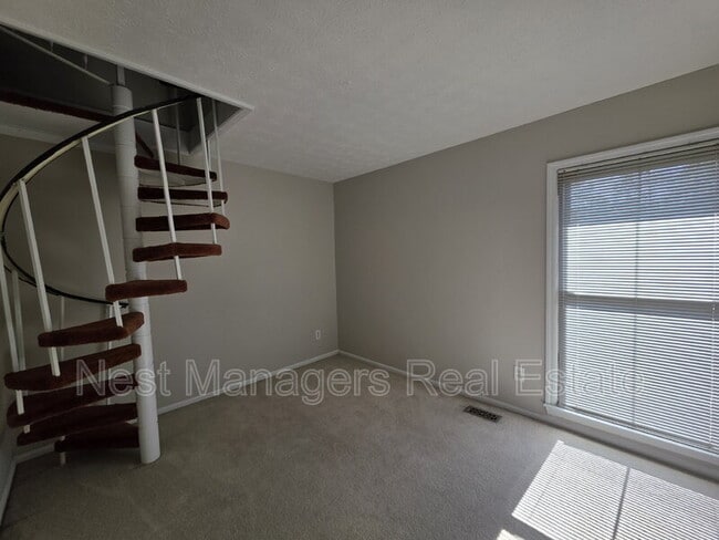 Building Photo - 4618 Fen Ct