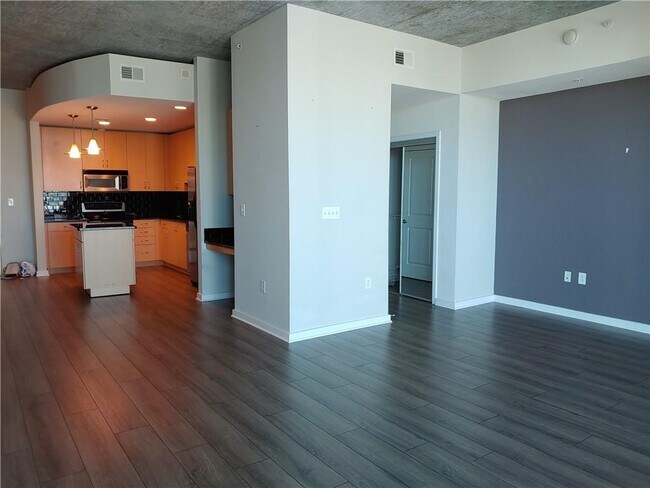 Building Photo - 860 Peachtree St NE