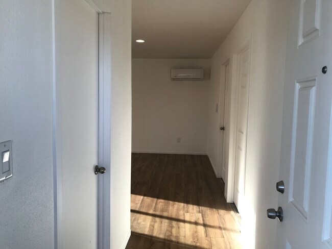 Entrance View - 2709 Cardinal Ave