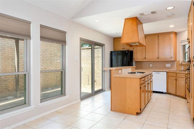 Building Photo - 616 Placid Cir