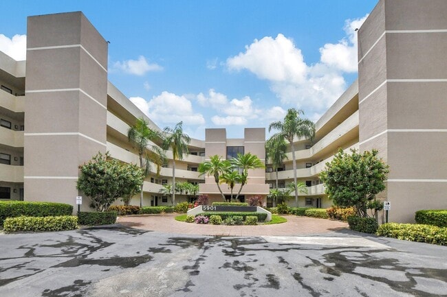 Building Photo - 5901 Camino Del Sol