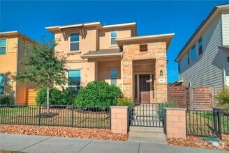 Building Photo - 1610 Frontier Valley Dr