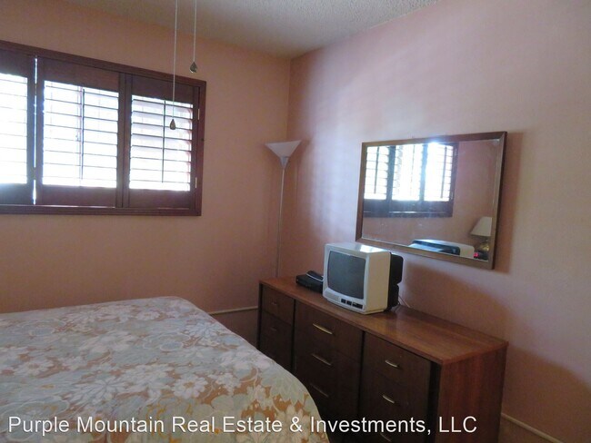 Building Photo - 1 br, 1 bath House - 1812 Louise Circle