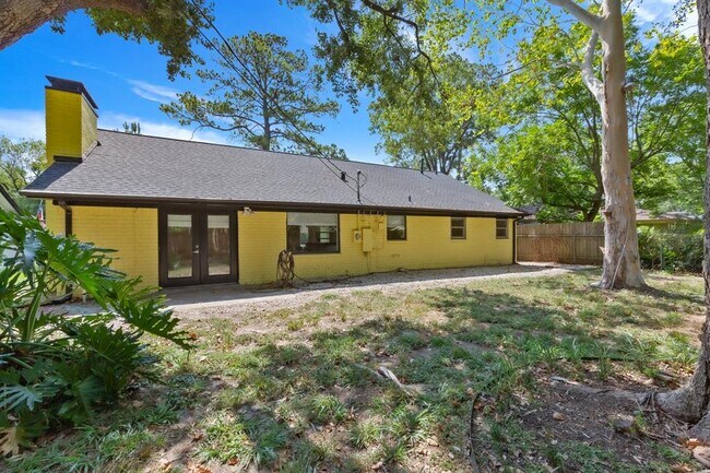 Building Photo - 2015 Ganyard Dr
