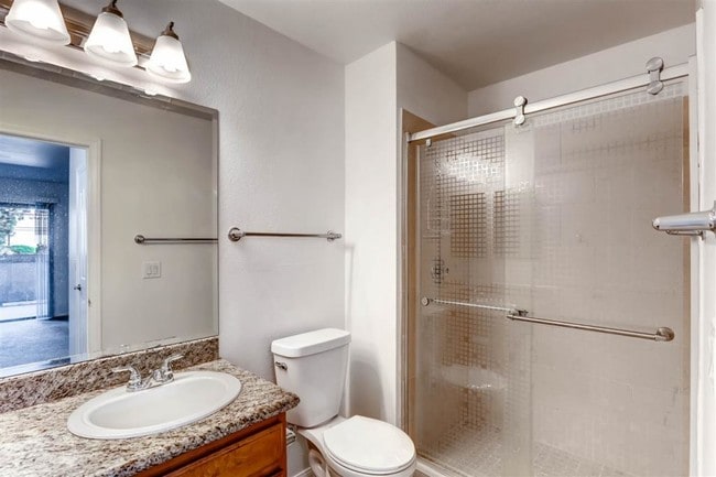 Building Photo - 14972 Avenida Venusto