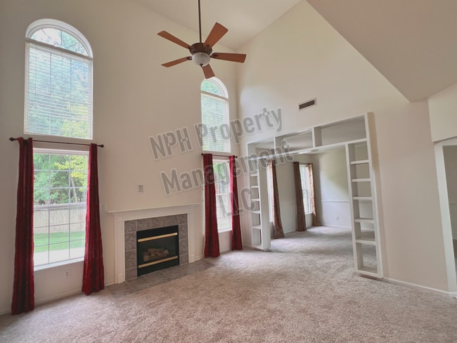 Building Photo - 11726 Kingwood Ct
