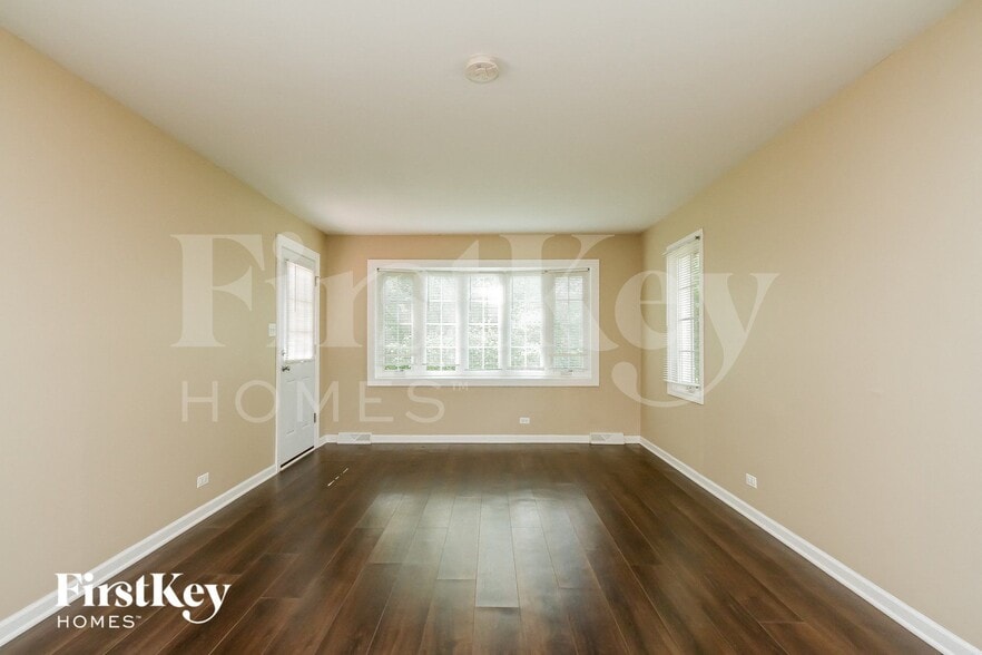 Building Photo - 20460 Arcadian Dr