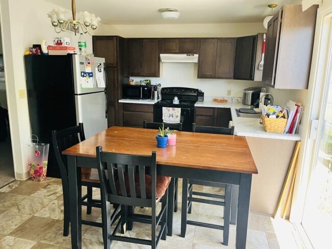 Building Photo - 2 bedroom in Billings MT 59105
