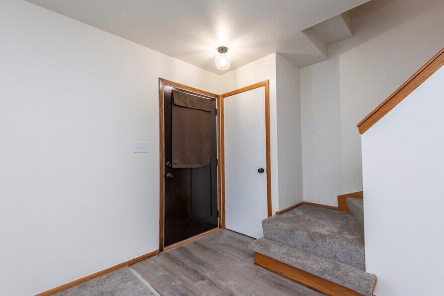 Building Photo - 2623 N 122nd St