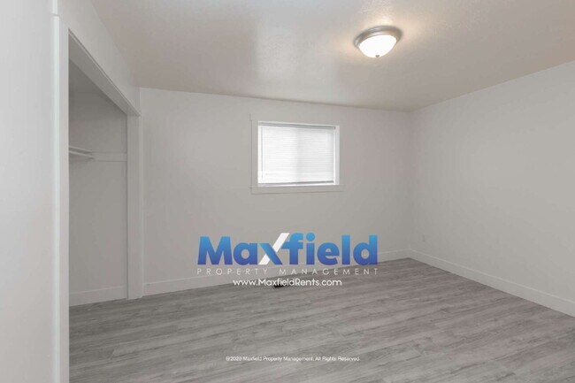 Building Photo - North Salt Lake 2 BD 1 BA - $500.00 Security Deposit OAC -Brookside Lofts Unit 18