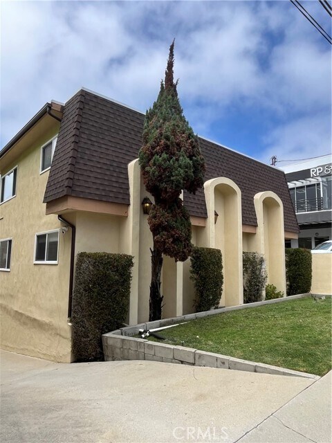 Building Photo - 2121 CA-1