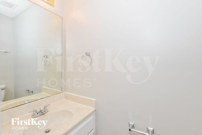 Building Photo - 7701 Belmont Run Cove