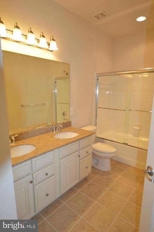 Building Photo - 202 Mill Pond Rd