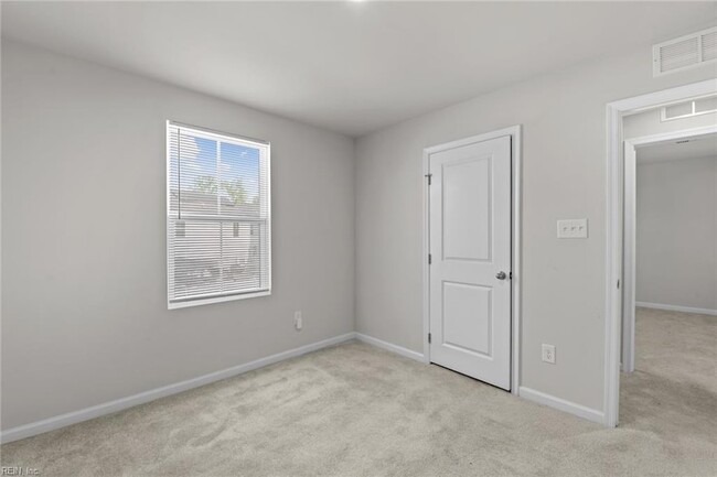 Building Photo - 103 Sourgum Ln