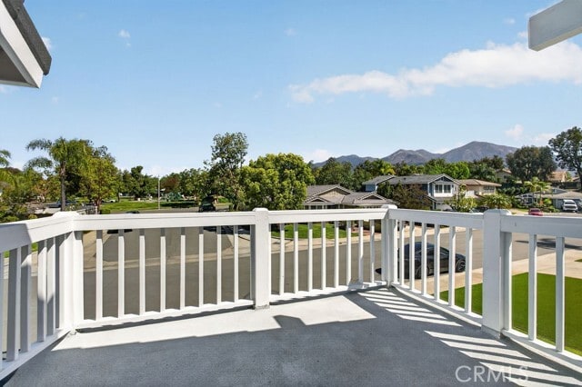 Building Photo - 14 Cll Alimar