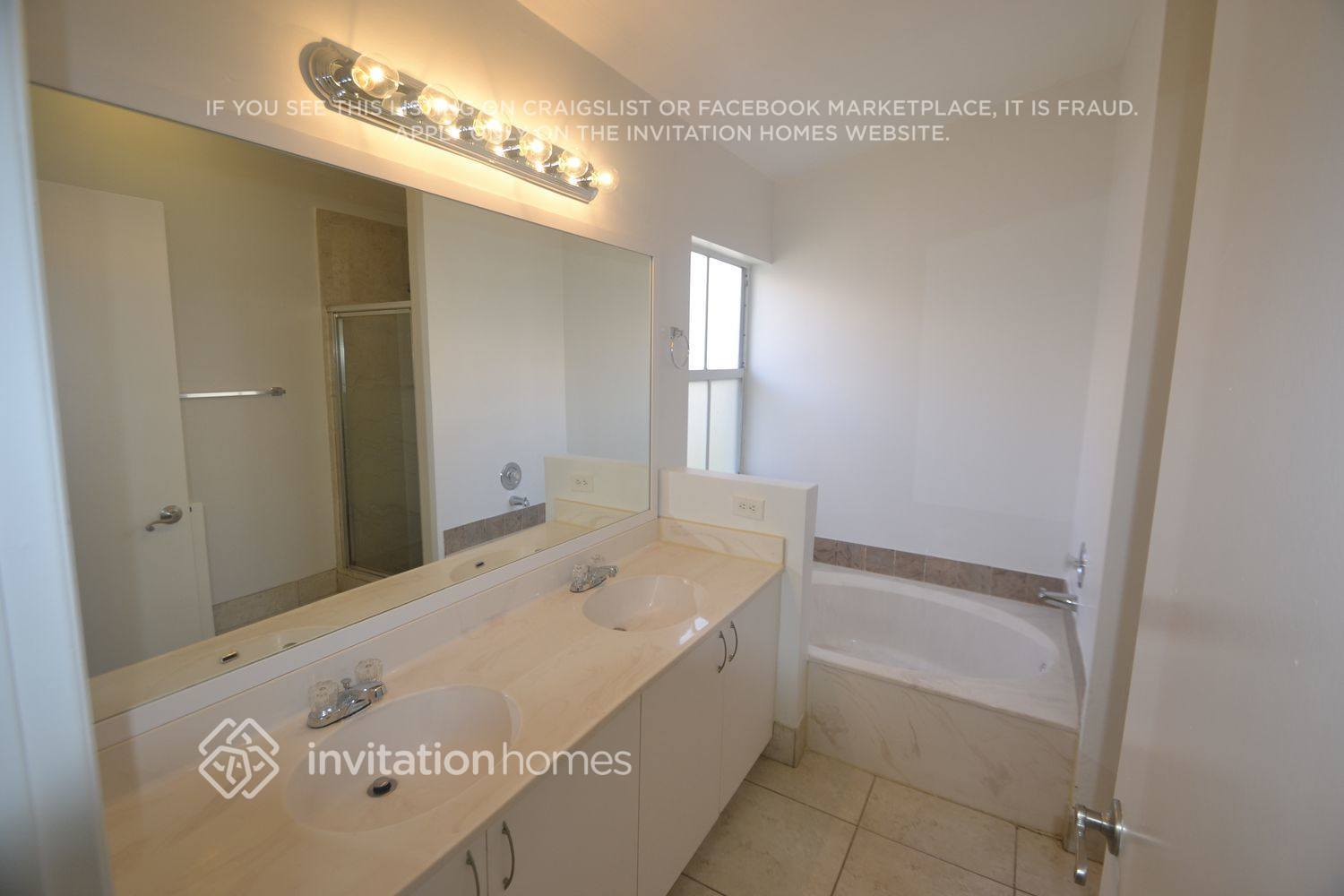 Building Photo - 6249 Island Way