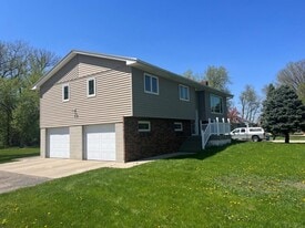 Building Photo - 1111 Western Ave