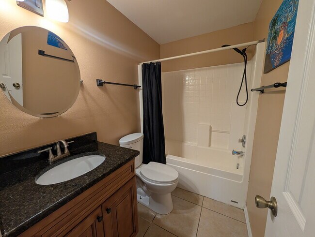 Building Photo - Beautiful 3-Bedroom Home in Suntree