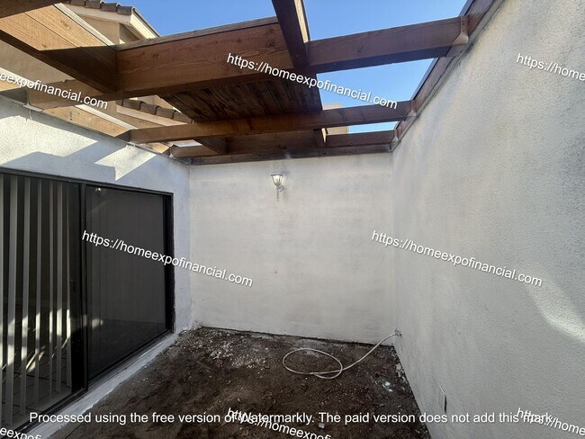 Building Photo - Nice Home For Rent