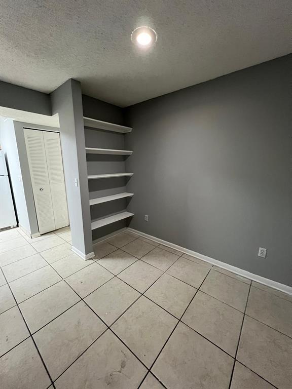 Building Photo - 1261 SW 46th Ave