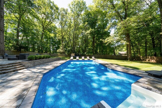 Building Photo - 9 E Stemmer Ln