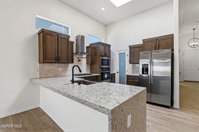 Building Photo - 15340 Resolve Dr