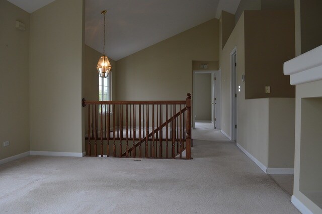 Building Photo - 696 S Rosehall Ln